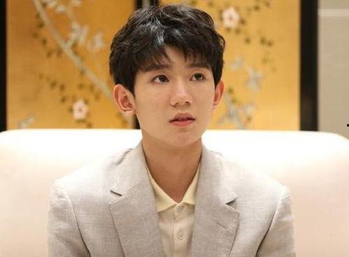 王源舒淇吃瓜娱乐,揭秘明星幕后故事与生活点滴