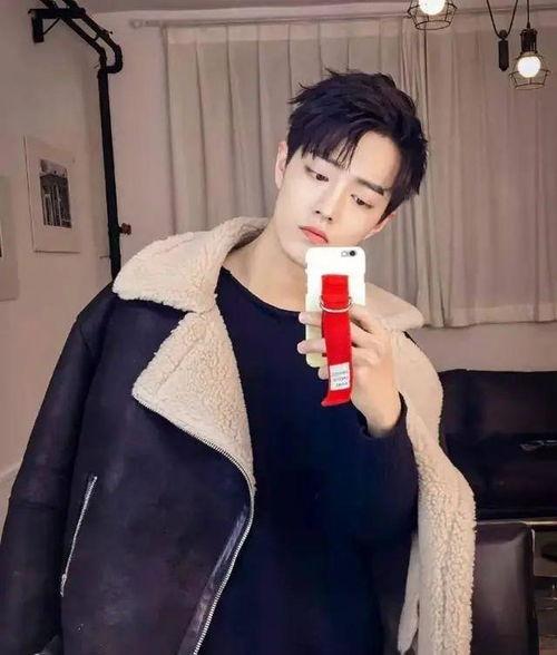 热搜娱乐吃瓜博主有哪些,揭秘幕后热点制造者