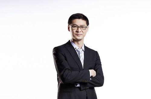 娱乐吃瓜酱罗翔老师,娱乐吃瓜界的法律守护神