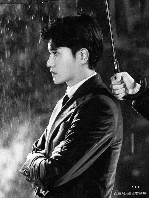 彭冠英蔡文静娱乐吃瓜,甜蜜互动引网友热议